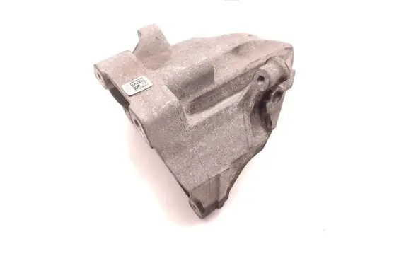 Mercedes-Benz Sprinter W906 Engine mounting bracket A6512231704
