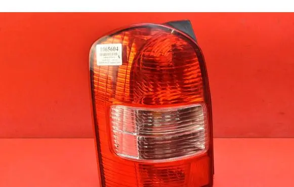Mazda MPV II LW Rear/tail lights 4879ICHIKOH