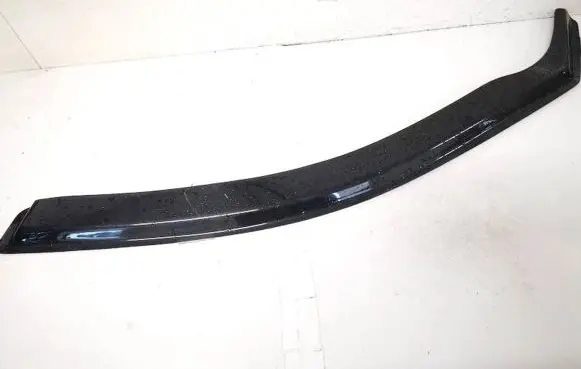 Volkswagen Golf IV Sliding door wind deflector 