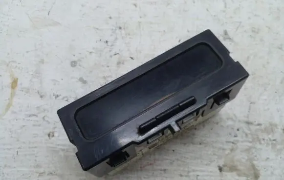 Renault Scenic I Screen/display/small screen P7700428029A