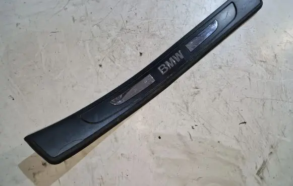 BMW 7 E65 E66 Rear sill trim cover 8223554