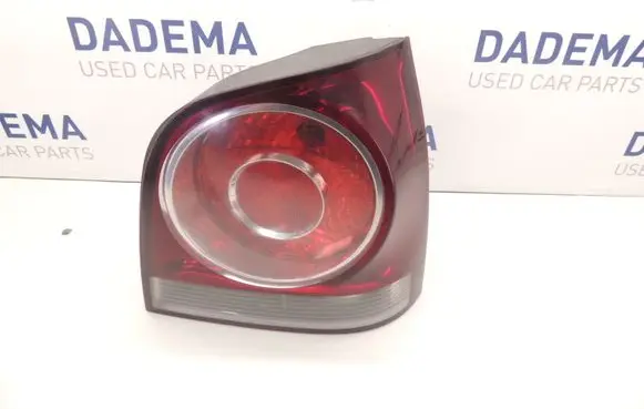 Volkswagen Polo Rear/tail lights 965352 D164