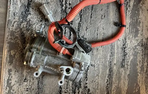 Ford Mondeo MK V Air conditioning (A/C) compressor (pump) DG9H19D623AE