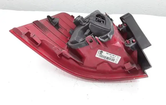 Volkswagen Sharan Tail light bulb cover holder 7N0945096G 89504947