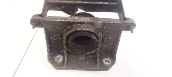 Opel Movano A Engine mount bracket