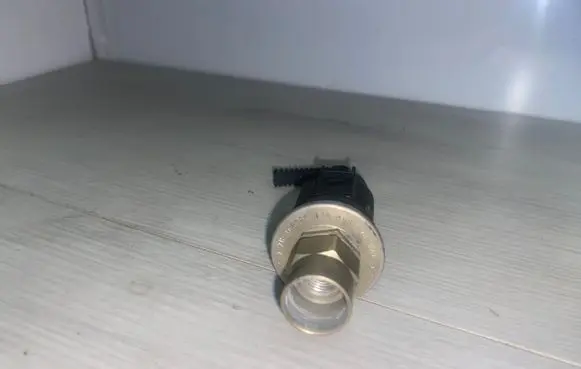 Skoda Rapid (NH) Air conditioning (A/C) pressure sensor 1j0973703