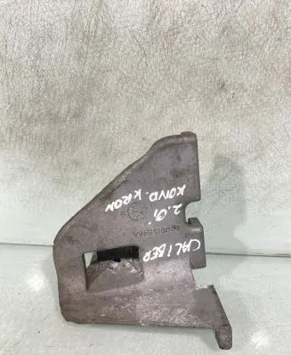 Dodge Caliber A/C compressor mount bracket 04891594aa