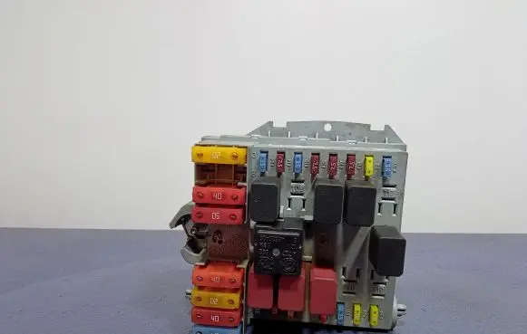 Alfa Romeo 159 Fuse box set 50510968
