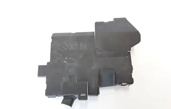 Volvo XC40 Battery box tray cover/lid 32200335