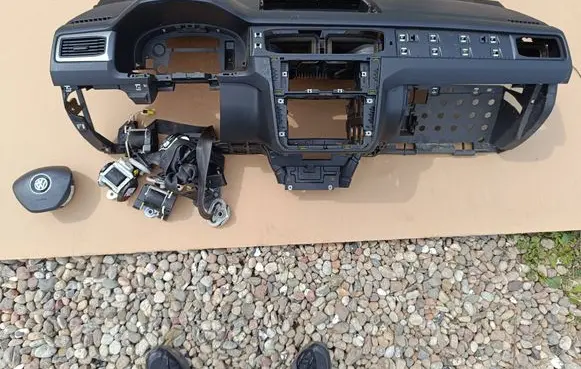 Volkswagen Caddy Dashboard 2K5