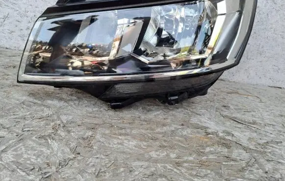 Volkswagen Multivan T6 Headlight/headlamp 7L1941005B
