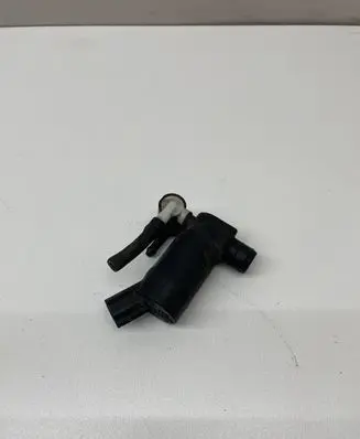 Volvo S60 Windscreen/windshield washer pump T655C 17K624FD 1S71