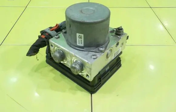 Skoda Rapid (NH) ABS Pump 54086975D