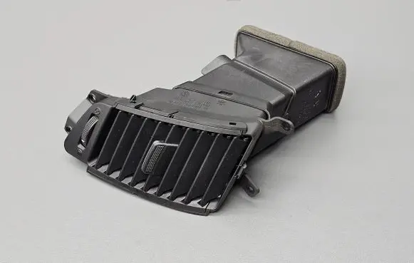KIA Venga Dash center air vent grill 847701P100 974101P000 8079113100