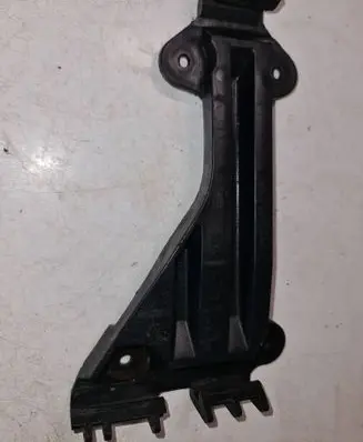 Audi A6 S6 C4 4A Front bumper mounting bracket 4A0807283A