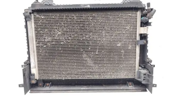 Jaguar XE Coolant radiator GX73-8005-DC GX73-19K624-AD GX738005DC