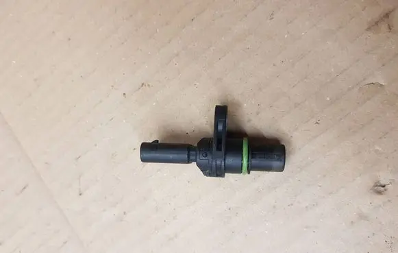 Camshaft position sensor