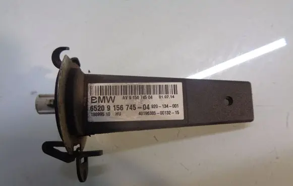 BMW Z4 E89 Aerial antenna amplifier 9156745 6520915674504
