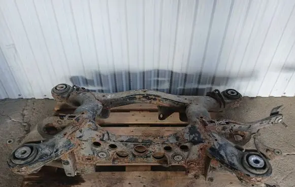 Mercedes-Benz ML W164 Rear axle beam 
