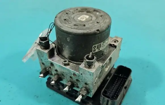 Renault Trafic III (X82) ABS Pump 476601418R IMPRK1545544