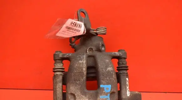 Skoda Octavia Mk2 (1Z) Rear brake caliper