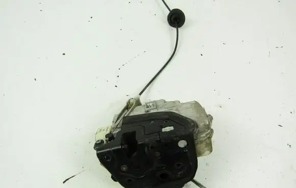 Audi A4 S4 B7 8E 8H Front door lock 8E2837016AA