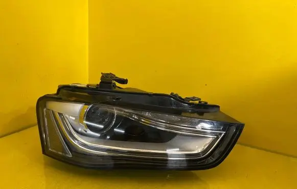 Audi A4 S4 B8 8K Headlight/headlamp 8K0941006