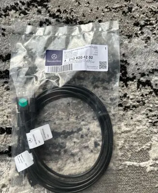 Mercedes-Benz E W213 Bluetooth control unit module A2138204202