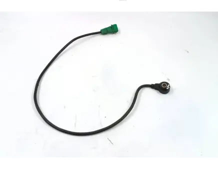 Audi A4 S4 B5 8D Detonation knock sensor 054905377H