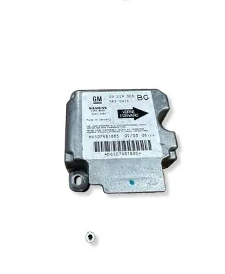 Opel Zafira A Airbag control unit/module 09229303 BGS07481885 330518650