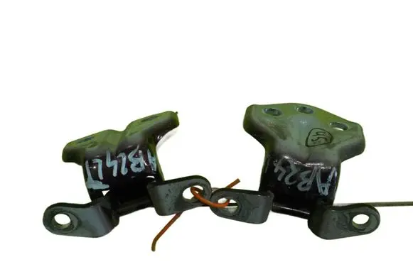 SsangYong Rodius Front door upper hinge 