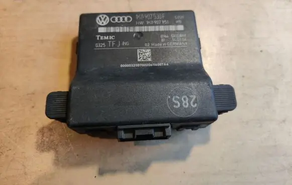 Volkswagen PASSAT B7 Gateway control module 1K0907530F