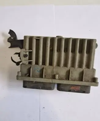 Opel Astra H Coolant fan relay 09131731