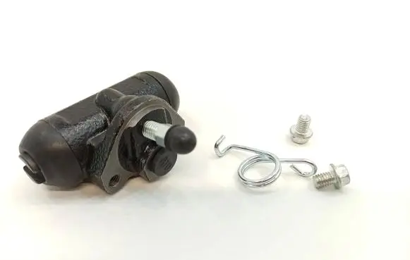 Aixam Coupe Rear brake cylinder 641BF023
