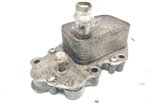 Engine oil radiator