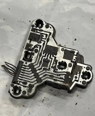Volkswagen Golf IV Tail light bulb cover holder 1H6945257