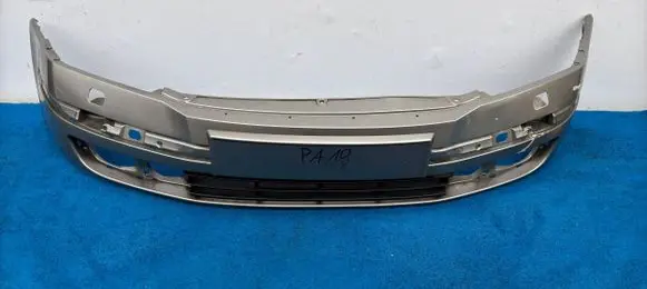 Skoda Octavia Mk2 (1Z) Front bumper 1Z0807221