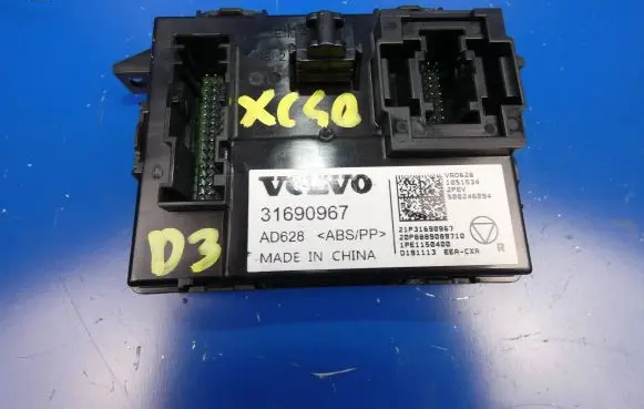Volvo XC40 Air conditioner control unit module 31690967 AD628 21R71690967