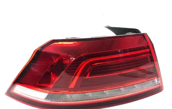 Volkswagen PASSAT B8 Rear/tail lights 3G5945311