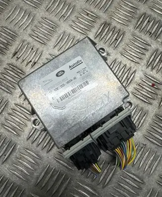 Jaguar XF X250 Airbag control unit/module CX2314D374AD 0135SQ72315