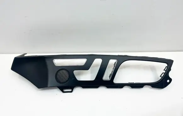 Mercedes-Benz SL R231 Front door card panel trim A2317270428 2317270428