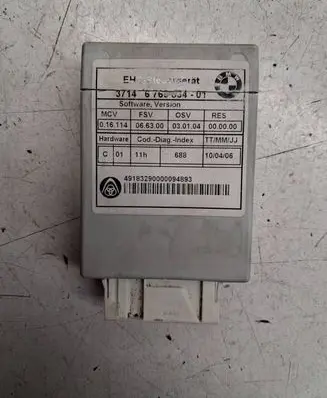 BMW 5 E60 E61 Air suspension control unit module (rear) 3714676983401 6769834
