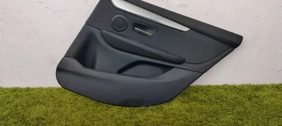 BMW 2 F46 Coupe rear side trim panel Tapicerkaa