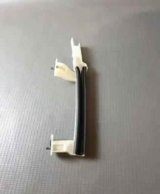 Opel Mokka B Front door windshield rail 9826098780