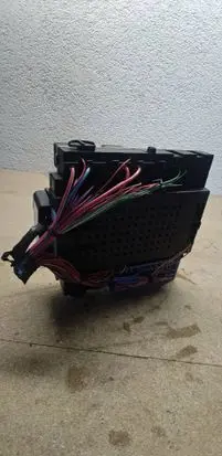 Volvo S80 Relay mounting block 9162316 0902923 108262828