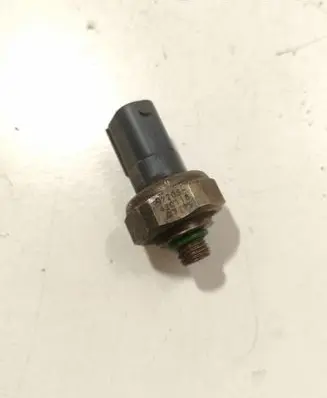 Mercedes-Benz E W211 Air conditioning (A/C) pressure sensor 2205 420118 27125