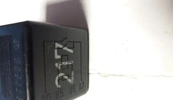 Audi A6 S6 C5 4B Other relay 443951253S
