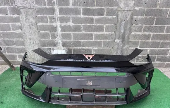 Seat Leon IV Front bumper 