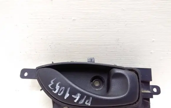 Renault Koleos I Rear door interior handle 80670JY