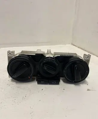 Volkswagen Golf IV Climate control/heater control trim 1J0820045F 901511210000 657837L09